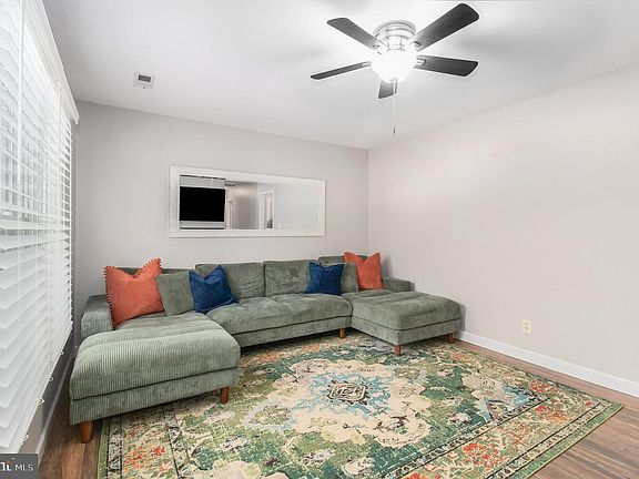5th image of 11702 Highland Oaks Dr