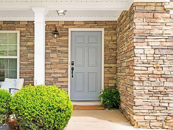 3rd image of 277 Cedar Bay Cir