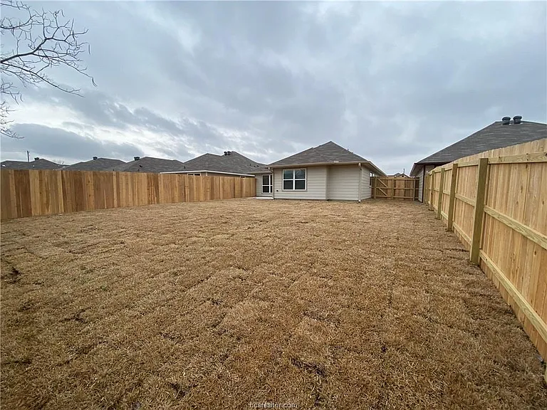 3721 McKenzie St — Photo 23