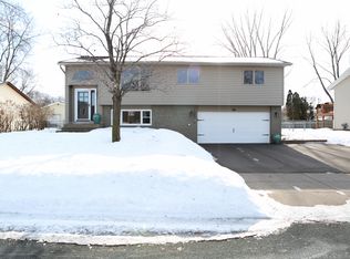 1233 View Ct, Hastings, MN 55033