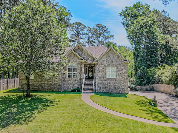 3722 Sharon Ln, Bessemer, AL 35023