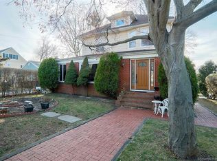 14 Pine Hill Ave, Norwalk, CT 06855
