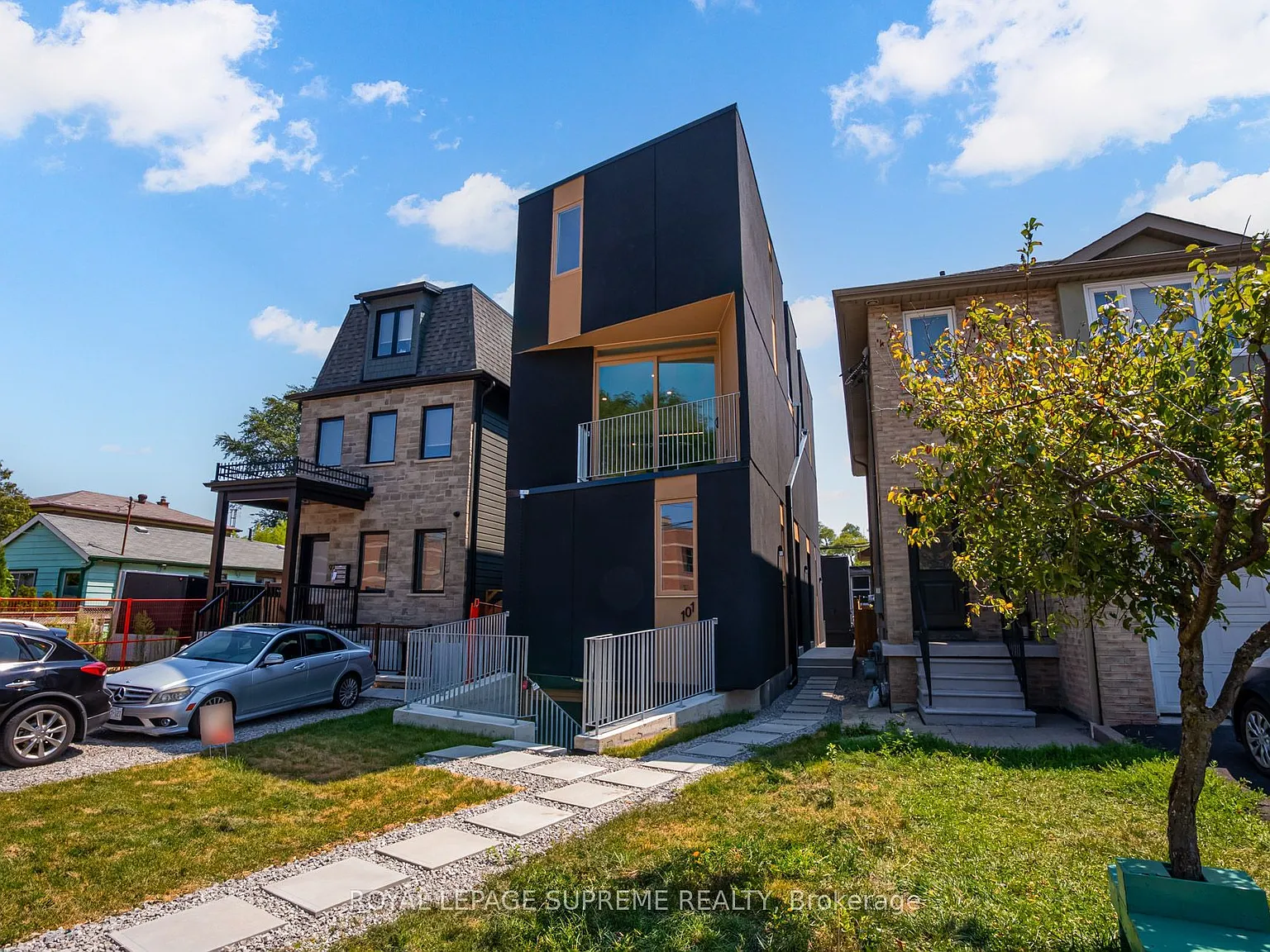 2 bed, $2,700 — Photo 2