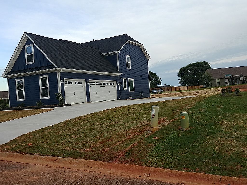 938 Benchmark Dr Wellford Sc 29385 Zillow