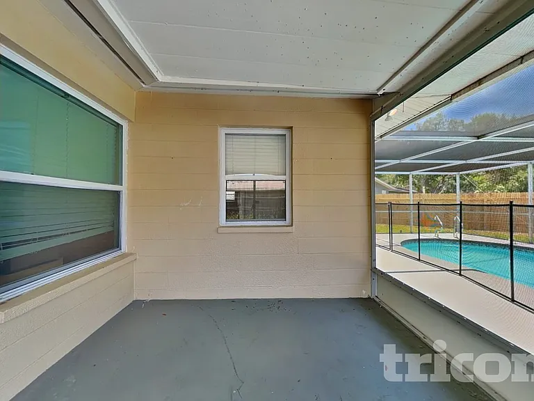 6160 Rockefeller Ave — Photo 12