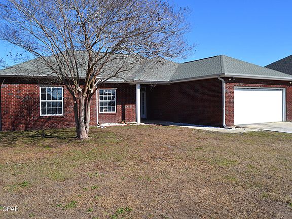 3rd image of 4823 McCall Ln