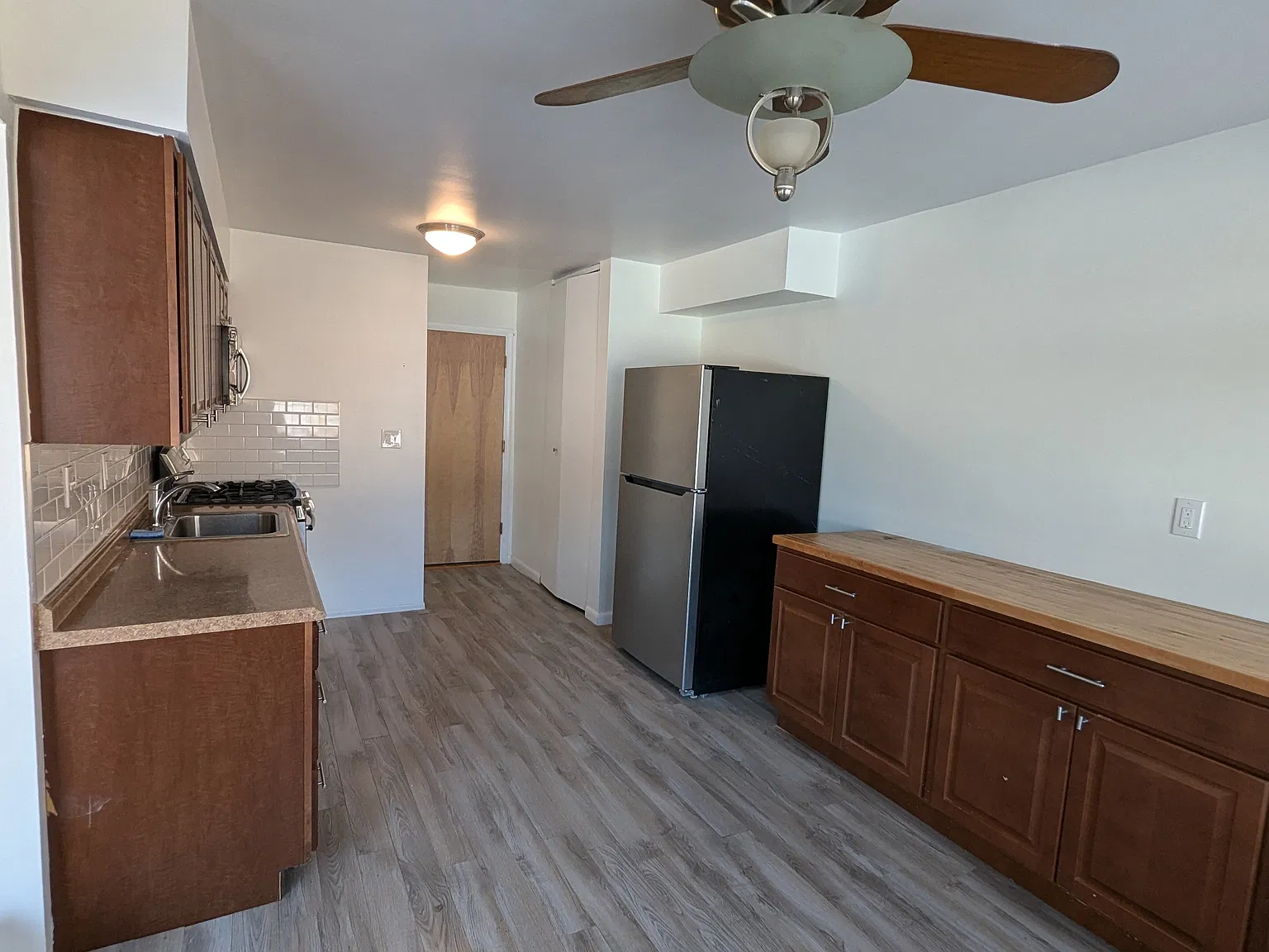 1 bed, 610 sqft, $2,050 — Photo 4