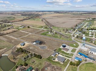 700 Sunset Blvd, Shellsburg, IA 52332