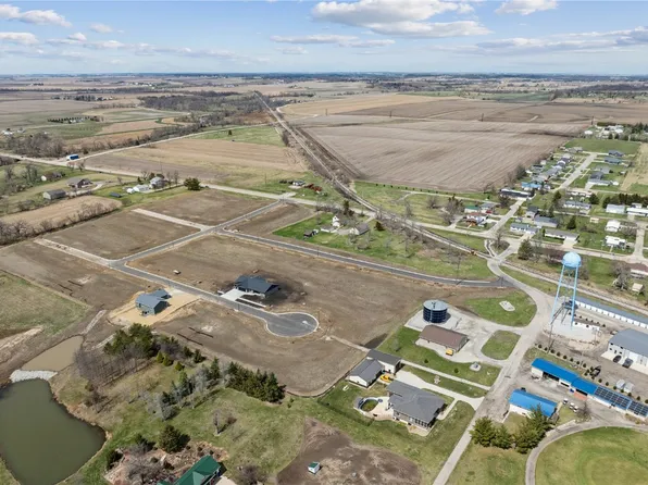 700 Sunset Blvd, Shellsburg, IA 52332