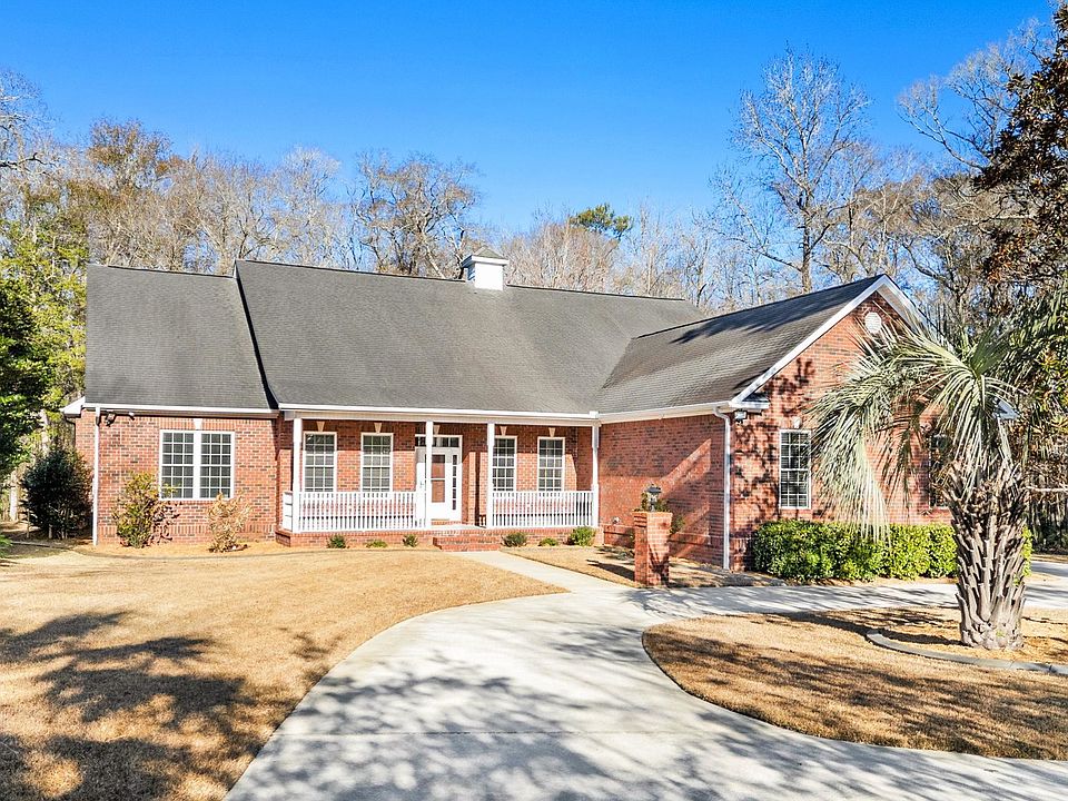 1st image of 248 Long Ridge Dr.