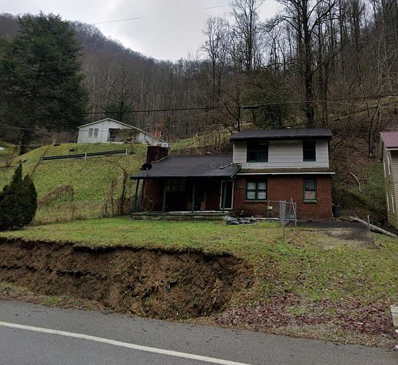 1st image of 19905 Grapevine Rd