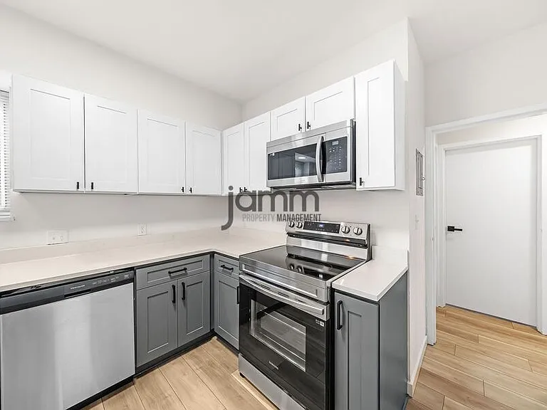 18975 Hilliard Blvd #1 — Photo 4