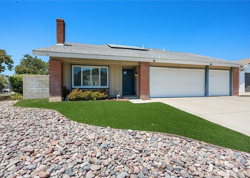 1st image of 2742 S Desert Forest Ave