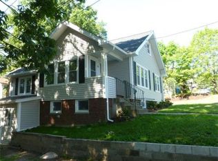 50 Anna St, Worcester, MA 01604
