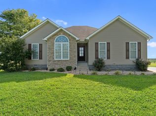 455 T Elkins Rd, Smiths Grove, KY 42171