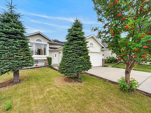2nd image of 273 NE Sandarac Dr NW