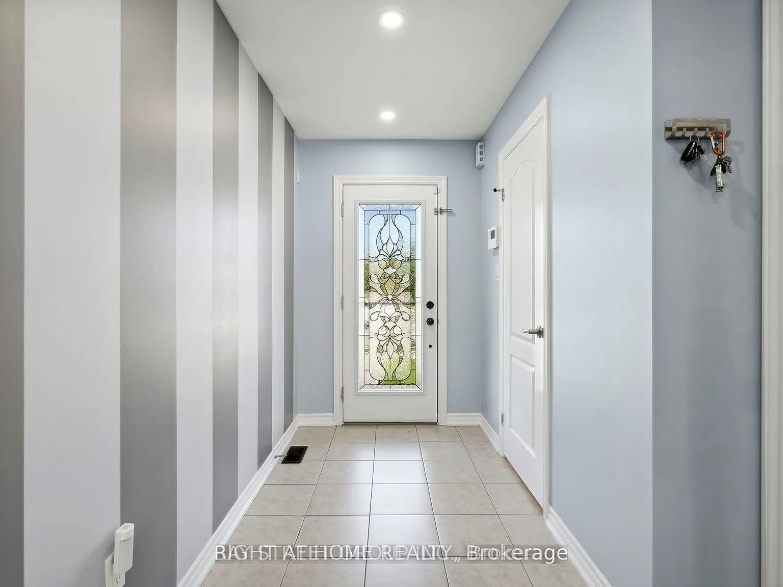 3 bed, $3,100 — Photo 4
