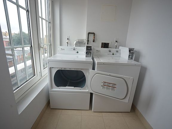 4th image of 25-34 31st St #6BBA