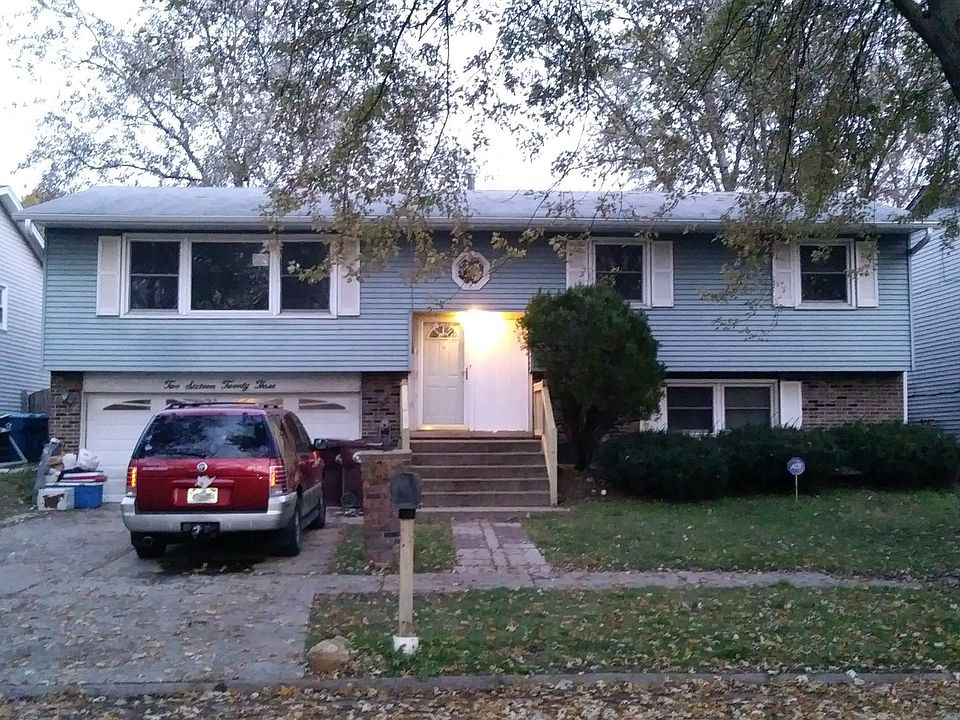 1st image of 21623 Peterson Ave