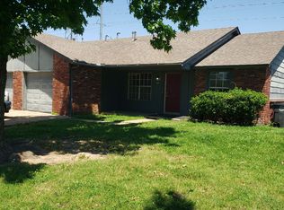 9805 E 37th St, Tulsa, OK 74146