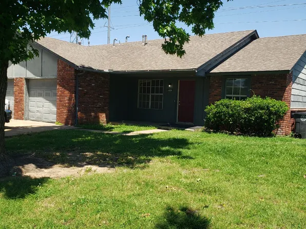 9805 E 37th St, Tulsa, OK 74146