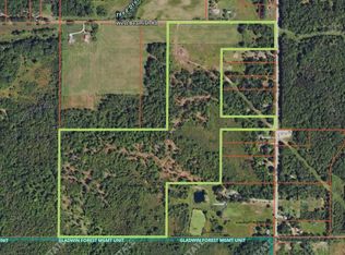 77 W Beamish Rd, Sanford, MI 48657