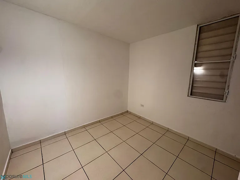 H-37 Calle 5 #1 — Photo 8