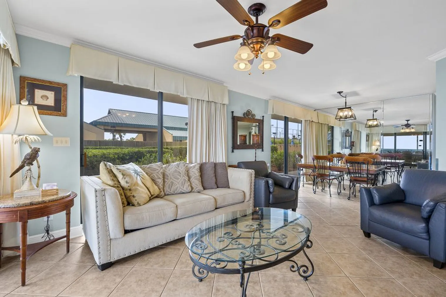 3 bed, 2.0 bath, 1270 sqft, $4,519 — Photo 1