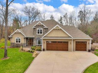 4717 Beaver Dam Rd, Stevens Point, WI 54482