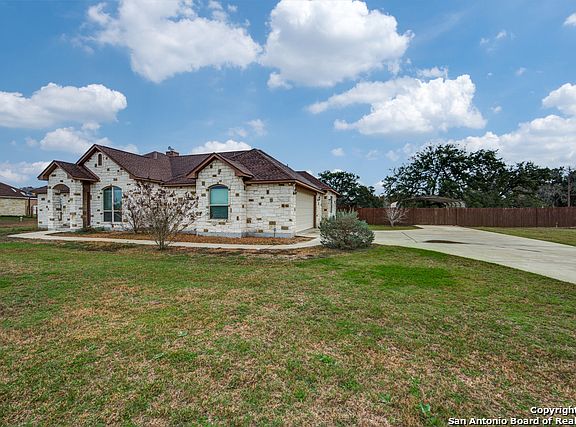 2nd image of 133 Abrego Run Dr