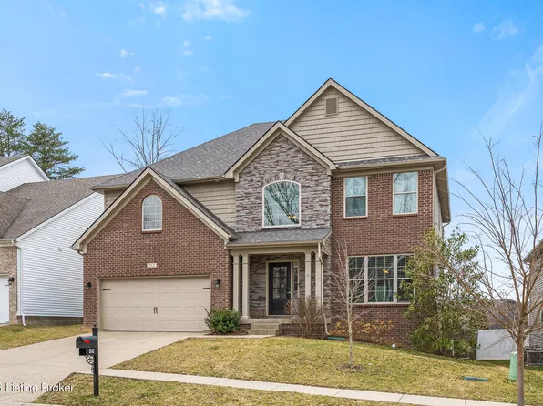 512 Wooded Falls Rd, Middletown, KY 40243