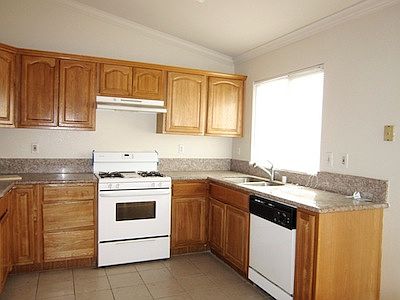 3rd image of 4031 Ogallala Ln