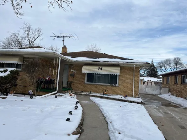 24670 Church St, Oak Park, MI 48237