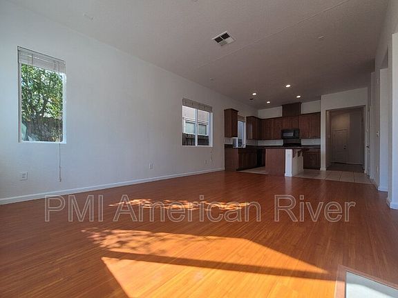 5th image of 4100 Hellenic Dr