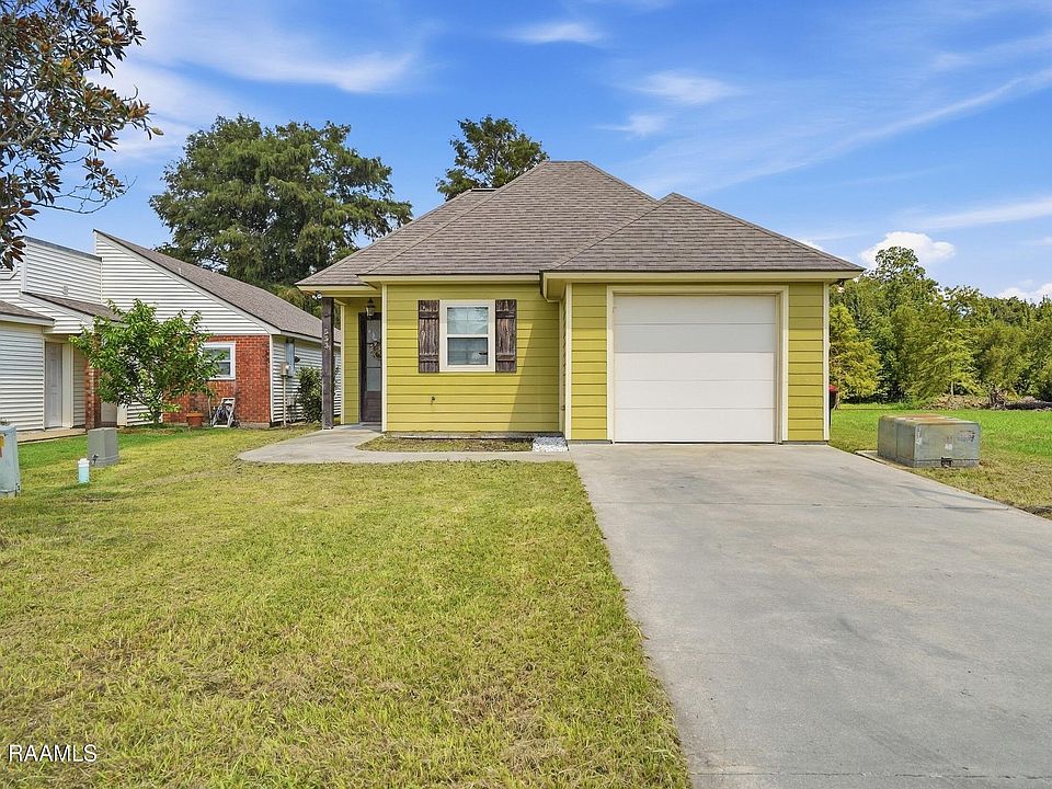 1st image of 533 Smith Reed Rd
