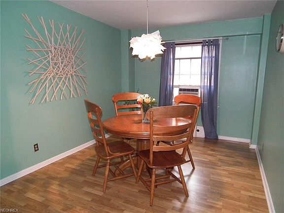 5th image of 13400 Shaker Blvd APT 504