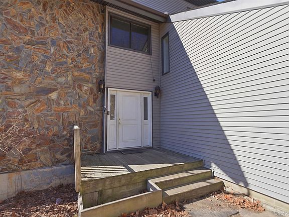 3rd image of 41 S Monsey Road