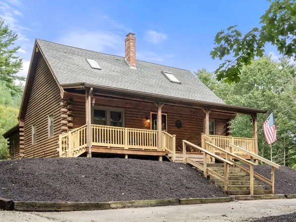 198 Plympton St, Middleboro, MA 02346