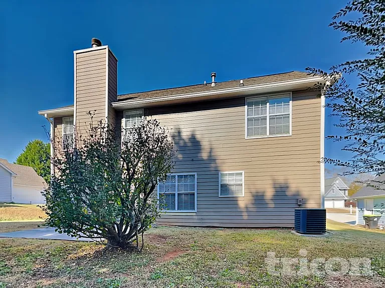 140 N Greenfield Cir — Photo 19