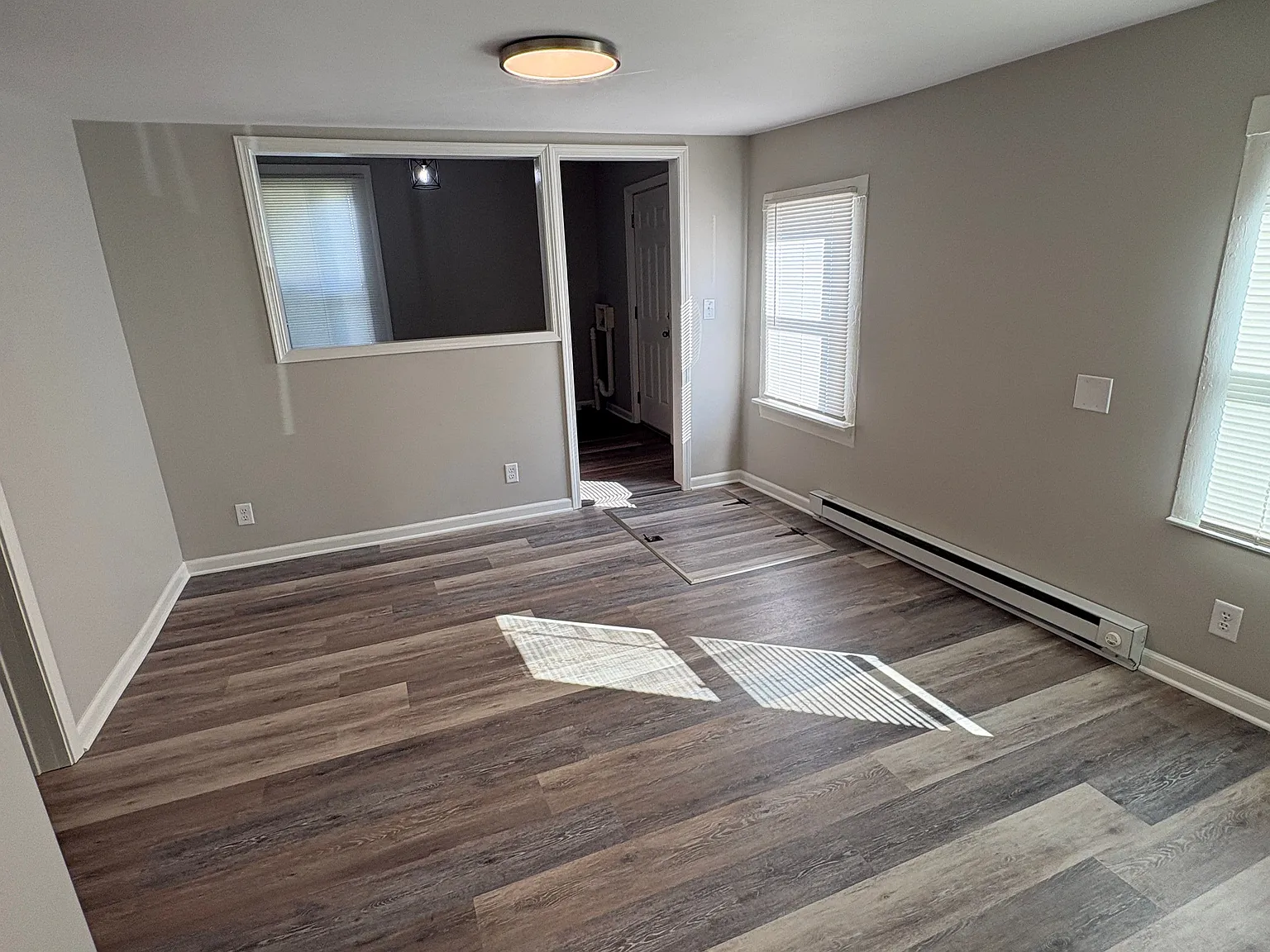 2 bed, 1.0 bath, 510 sqft, $895 — Photo 4