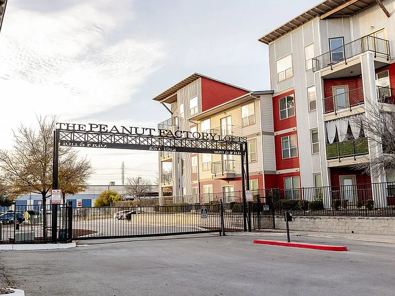 The Peanut Factory Lofts — Photo 2