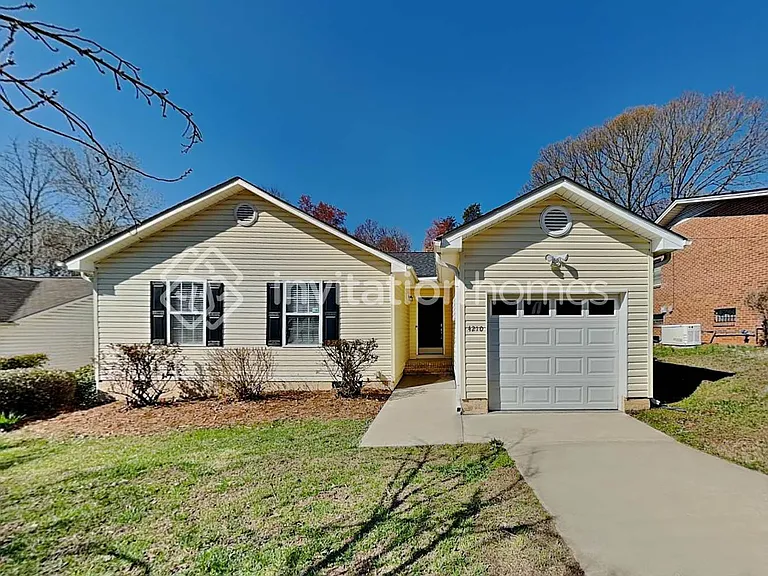 4210 Whitfield Rd — Photo 1