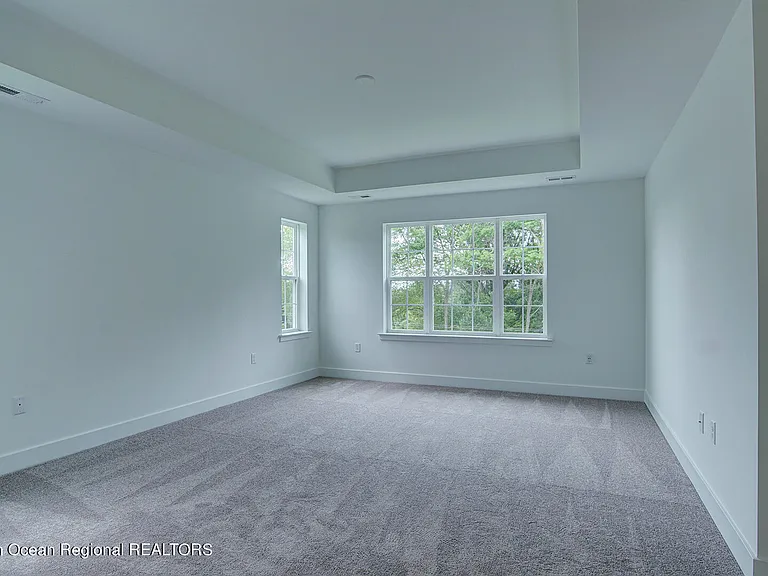 101 Pilot St — Photo 12
