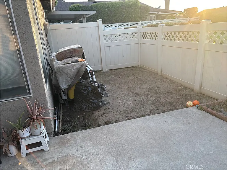 855 Tangerine St — Photo 11