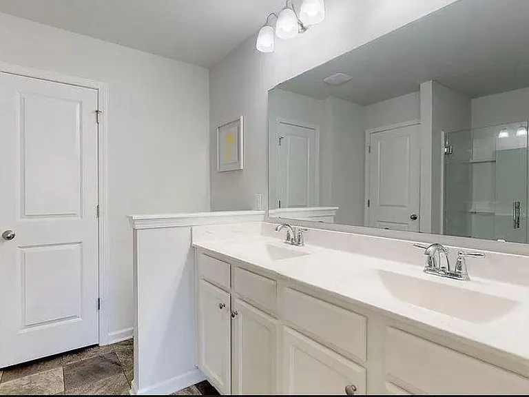 7309 Chipley Dr — Photo 8