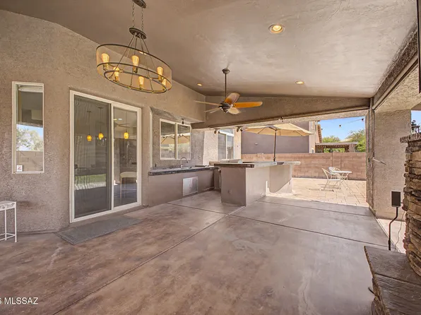 3383 N Star Valley Ln, Tucson, AZ 85745
