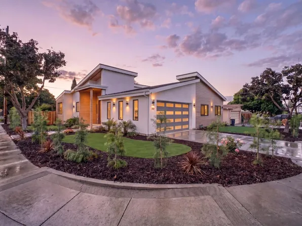 806 Emily Dr, Mountain View, CA 94043