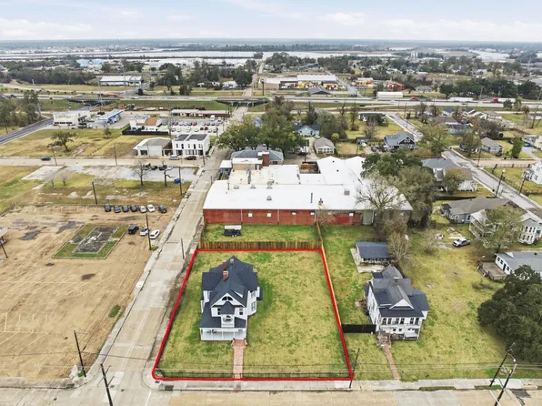 401 Pine St, Lake Charles, LA 70601