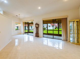 7833 Lexington Club Blvd APT A, Delray Beach, FL 33446