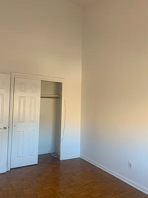 Rented by 18 REALTY | media 21